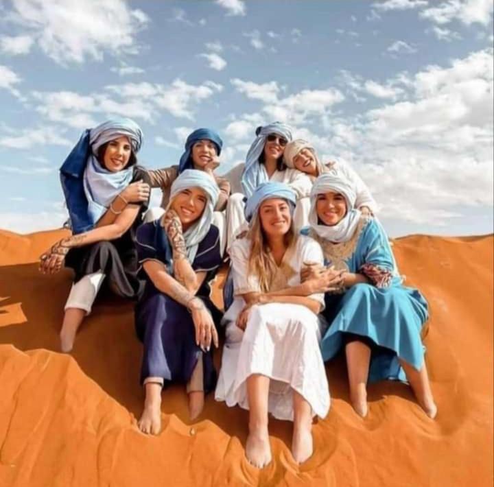 Merzouga Luxury Camp ภายนอก รูปภาพ