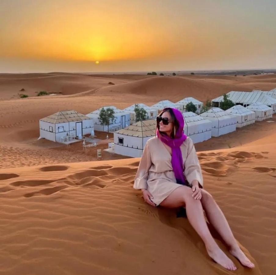 Merzouga Luxury Camp ภายนอก รูปภาพ
