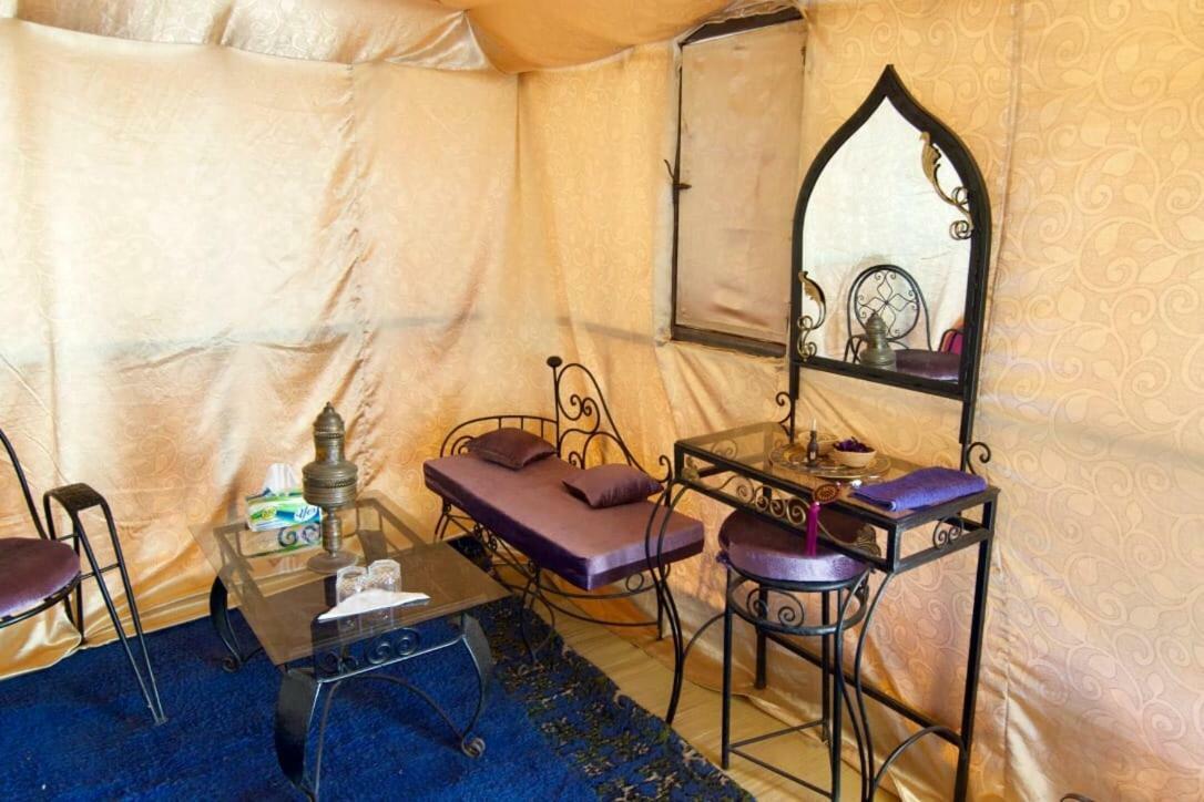 Merzouga Luxury Camp ภายนอก รูปภาพ