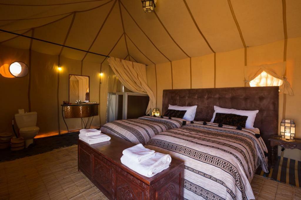 Merzouga Luxury Camp ภายนอก รูปภาพ